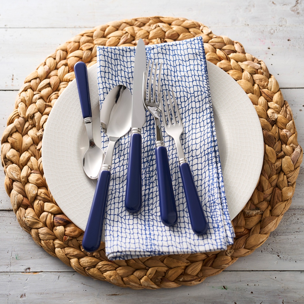 CaskataHome's tweet photo. With 4 of our most popular patterns on 100% cotton napkins, there are endless combinations to play with. Which is your favorite? (Also, here's a sneak peak of our new flatware, coming soon!) π¦ποΈπ #caskata #caskatatableware https://t.co/Dnmw5OSW5K