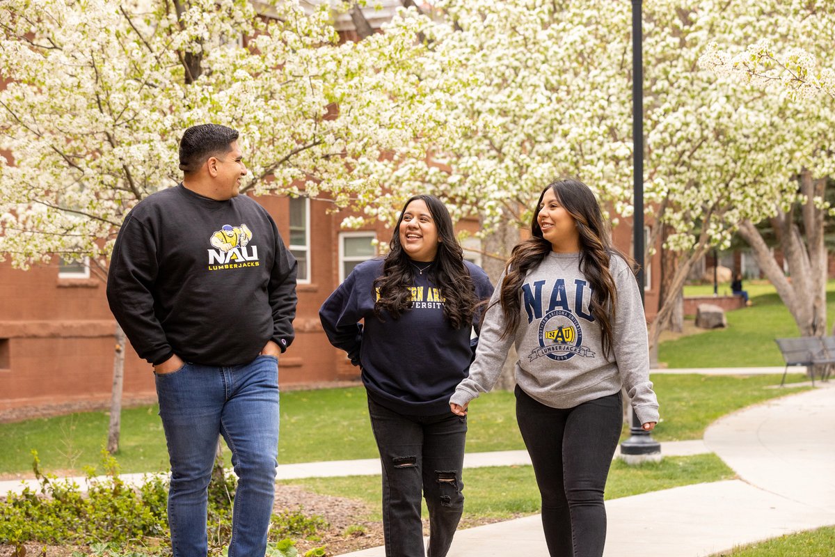 NAUAlumni's tweet image. #PridePoint 💪 With more than 25% Hispanic undergraduate full-time students, @NAU recognizes the importance of meaningfully reaching out to and engaging Spanish speakers within and beyond the university community. 

Explore a fully Spanish NAU website: bit.ly/42xuuxK
