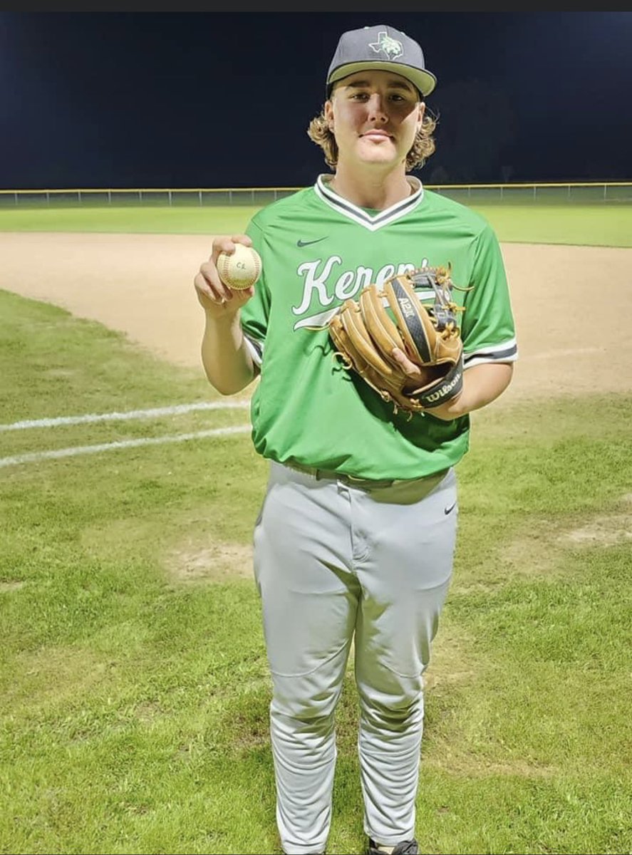 Back on track with a win over Cross Roads 8-0. Player of the game goes to Krayton Ritchie, 7.0 innings pitched, 0 hits, 1BB, 18 k’s! <a href="/2ATxHSBaseball/">2ATxHSBaseball</a> <a href="/KraytonRitchie/">Krayton</a>