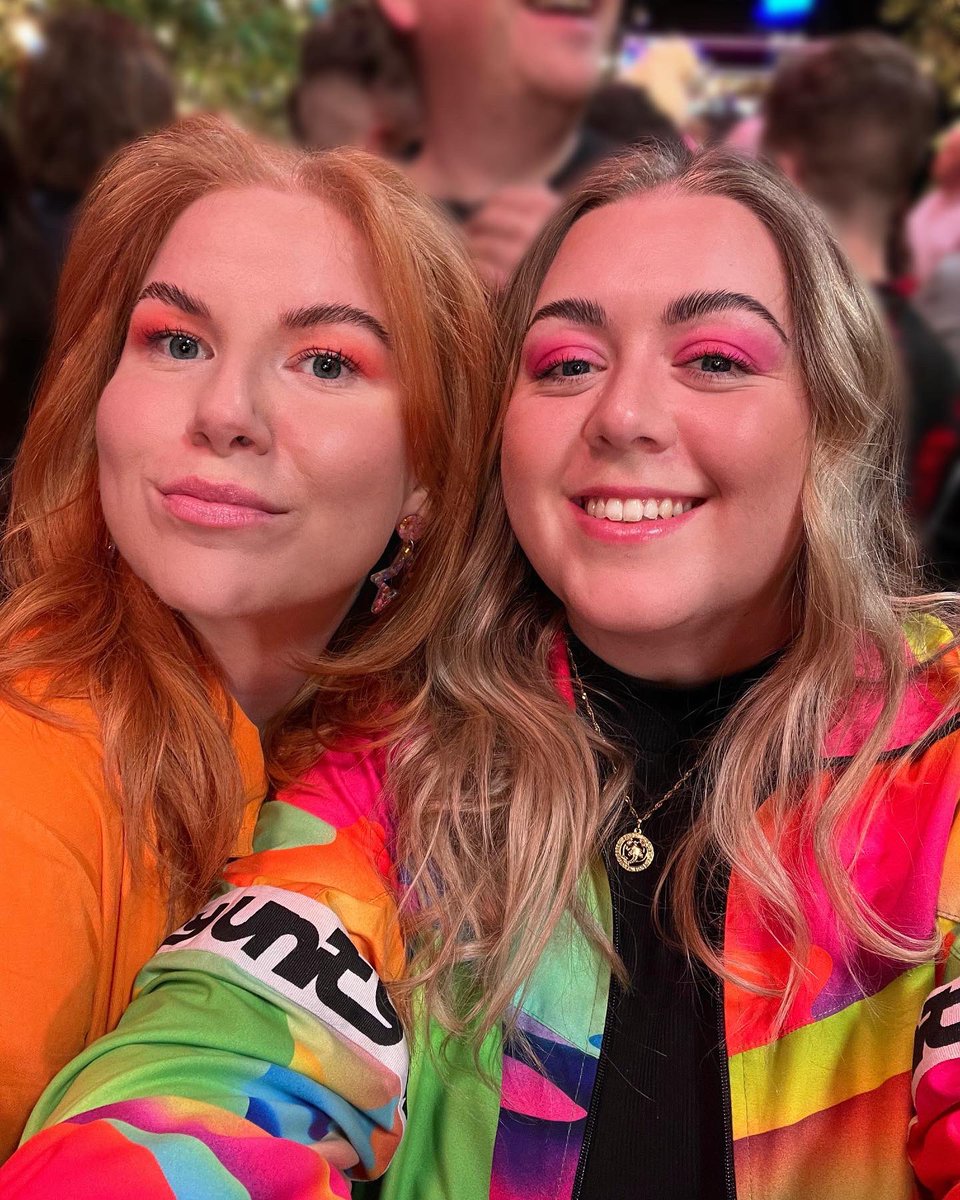 mandamarkwick's tweet photo. Second round of Late Night Lycett was chaotic and fabulous as always 🤩🌈 @joelycett #LateNightLycett https://t.co/2WYvQUbG0V