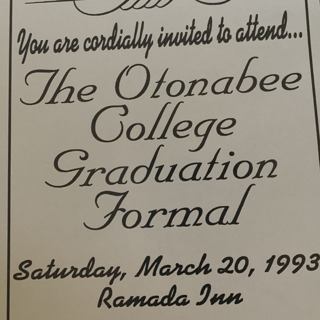 OtonabeeCollege's tweet image. Did you know that Otonabee College annually congratulates our senior students by hosting a Graduation Reception? We are so proud of all our students and their achievements! @trentuniversity @trent_almuni #otonabeecollege #otonabee50 #TUalumniweekend #50thingsaboutOC #myOCstories