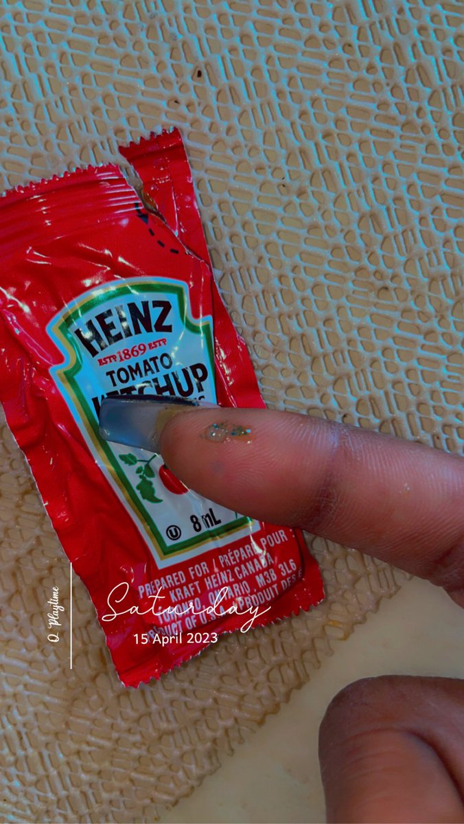 PlaytimeKush's tweet photo. @KraftHeinzCan THIS ISNT RIGHT I FOUND GLASS IN THE PACKAGE….Makes things worse my 2 year old SON almost ate it https://t.co/wSveoJDDmb