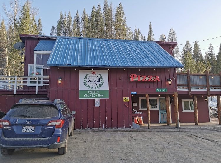 poplobstar's tweet photo. Shredfest 4/20 I hope you like pizza! #forrealdoughpizza #kingvale https://t.co/zbHpnd5XO0