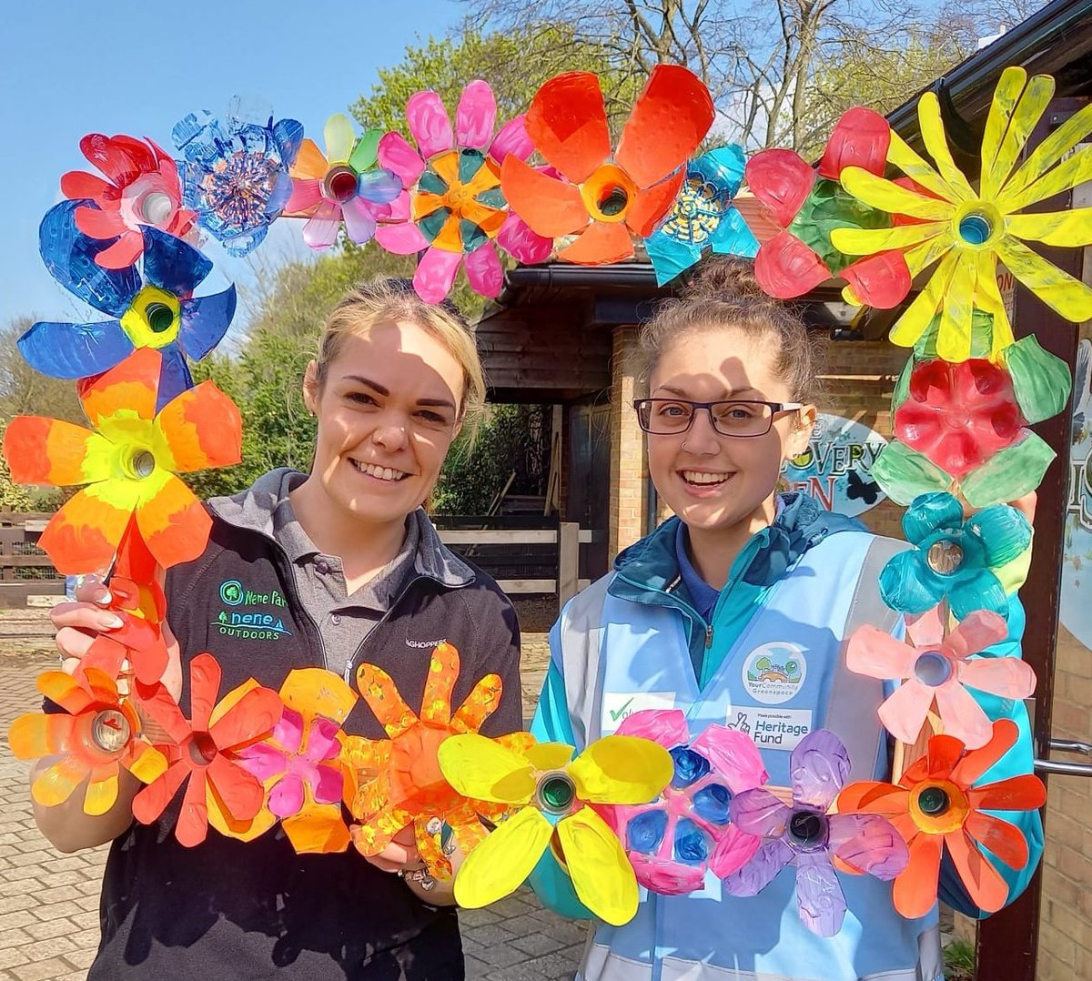 Your Community Greenspace @NeneParkPboro (@yourcommunitygs) on Twitter photo Chloe, one of our brilliant #YourCommunityGS volunteer 'Walkie-Talkie Rangers' joined visitors @NeneParkPboro Community Hub today. We created lots of colourful flowers for <a href="/PboroCelFest/">Peterborough Celebrates Festival</a> taking place 19-21 May #NationalHeritageLotteryFund Chloe, one of our brilliant #YourCommunityGS volunteer 'Walkie-Talkie Rangers' joined visitors @NeneParkPboro Community Hub today. We created lots of colourful flowers for <a href="/PboroCelFest/">Peterborough Celebrates Festival</a> taking place 19-21 May #NationalHeritageLotteryFund