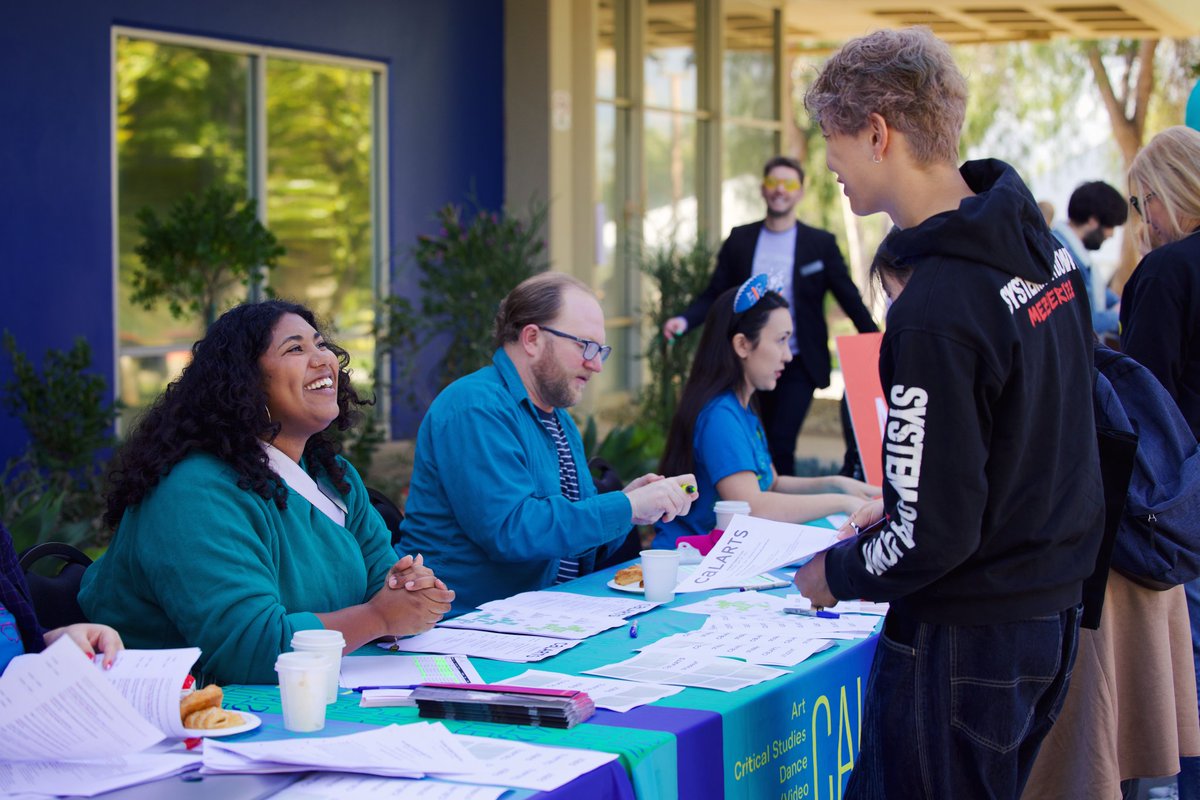 CalArts's tweet photo. A big welcome to accepted students visiting campus today! Remember to use #calartscommunity to record your day @CalArts. #Igotin https://t.co/aw4qXLr7tj