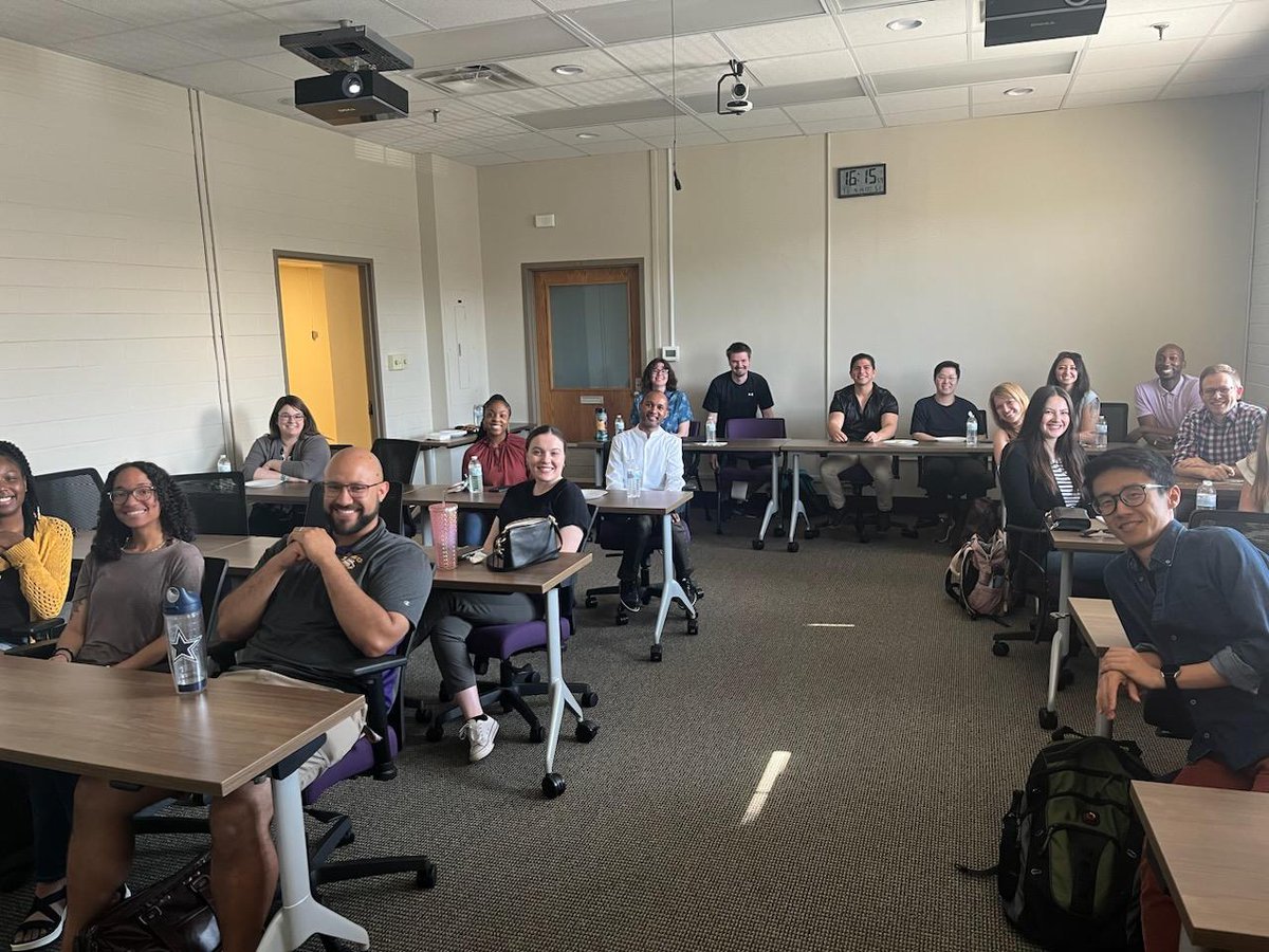 The second annual IO/OB/HR Data Blitz at <a href="/LSU/">LSU</a> was a huge success! Scholars from <a href="/LSU_Psychology/">LSU Psychology Department</a>, @LSUOursoCollege, and @LSU_SLHRDpresented some cutting-edge research on the study of people at work and organizations. 🐯