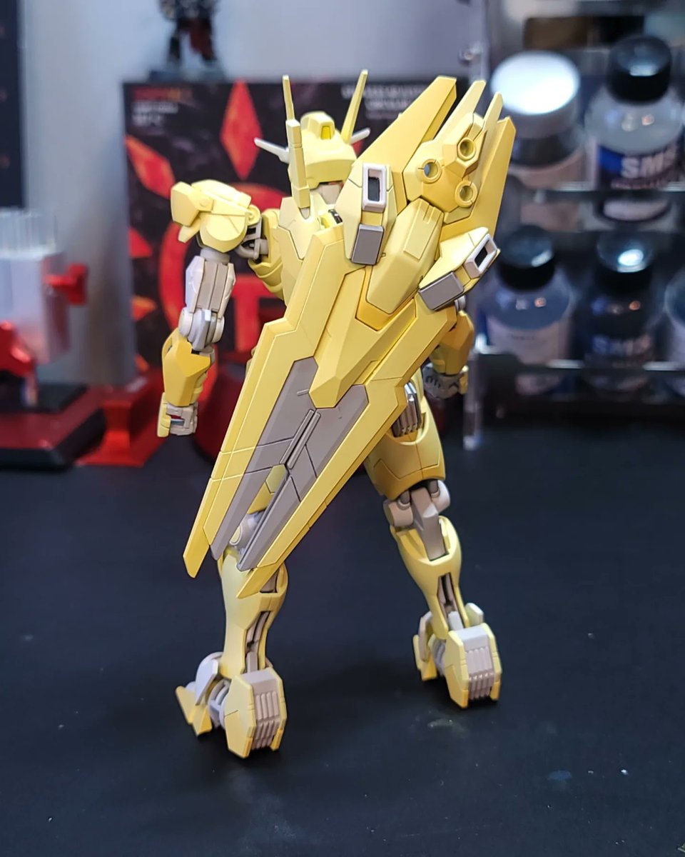 The sheild and other accessories for the @smspaints Pastel Aerial Gundam are now complete! Now to finish filming the yt video and take some final shots! I like the look of having the sheild on the back! #smspaints #usagundam #aerialgundam #pastel #yellow #wip #iwataairbrush