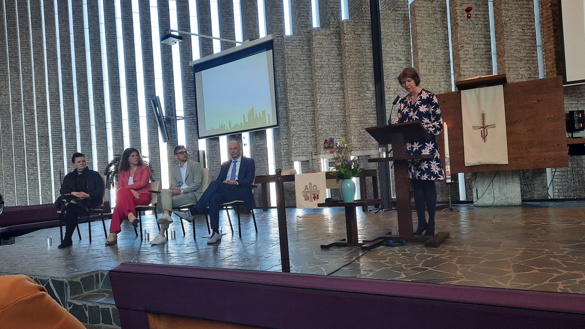 Als Pax Christikerk waren we vertegenwoordigd op het symposium van de #CtK ter gelegenheid van 25 jaar ds. Jaap van den Akker.  Het ging over kerkzijn in de stad. We hopen op blijvende goede samenwerking op dit gebied.