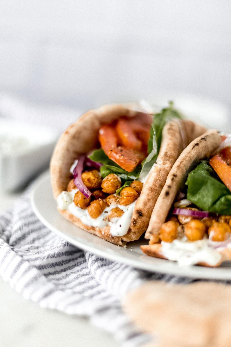 SimplyLakita's tweet photo. This Spicy Chickpea Gyros is a simple and delicious Mediterranean inspired recipe that is full of flavor and contains a tasty tzatziki sauce.

RECIPE: https://t.co/9wPGNpilnE https://t.co/icZuXEKTdO