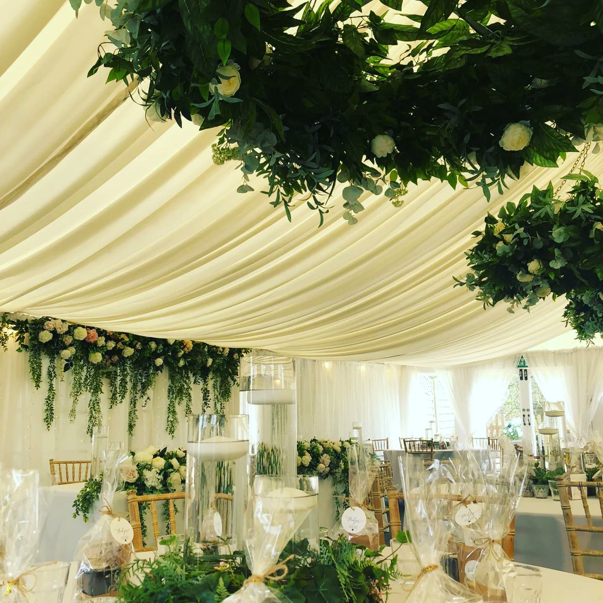 TheWatersideWD3's tweet photo. Wedding Ceremony and Reception in the Sunshine at The Waterside Venue Rickmansworth Today https://t.co/cbgH0dUrSd