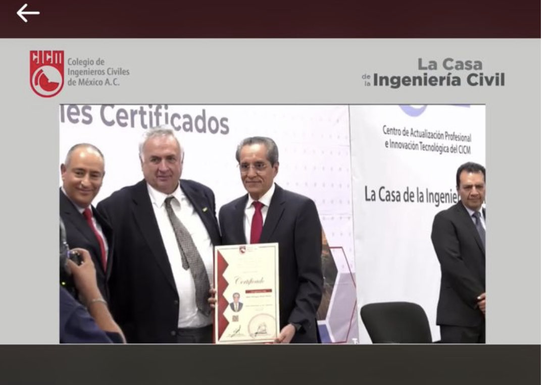 joseravilamuro's tweet photo. Ceremonia de graduación de peritos profesionales, Colegio de Ingenieros Civiles de México. https://t.co/O5Y6QeswXV