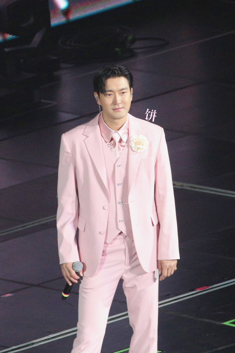 BingYe_Choi_Ceo's tweet photo. 230415 崔始源 최시원 SS9 Encore
💞💞💞 #삼삼 
@siwonchoi  
#崔始源 #siwon #siwonchoi #choisiwon  #시원 #최시원 #superjunior #슈퍼주니어 #슈주 #suju #sj #labelsj #SS9 #SuperShow9 
[Please don't remove logo] https://t.co/8l4CaOdpWl