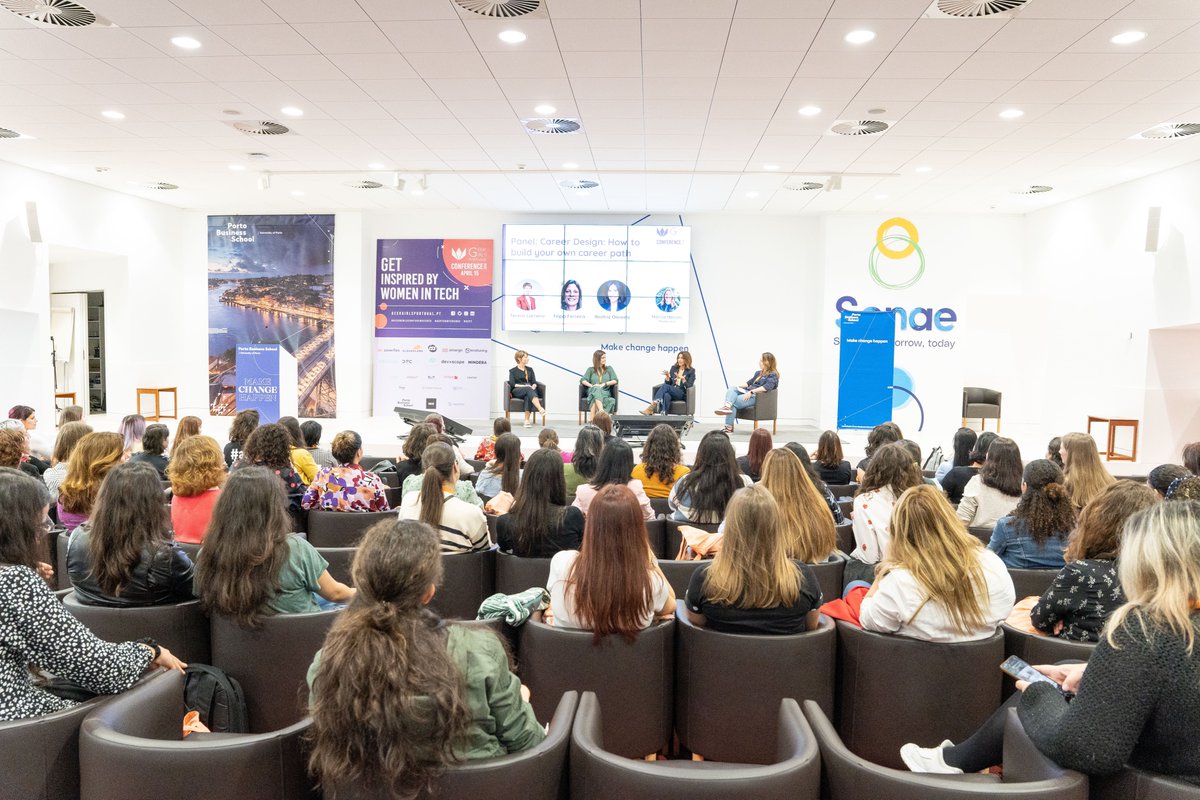 GeekGirlsPT's tweet photo. The big panel discussion of the conference explored "Career Design: How to Build Your Own Career Path"! 

It was a lively and insightful discussion that gave us a lot of food for thought. 👏

#g2pt #g2ptconference #geekgirlsconference23

[📸 by https://t.co/0thklX3y5L] https://t.co/nlmwwCem4i