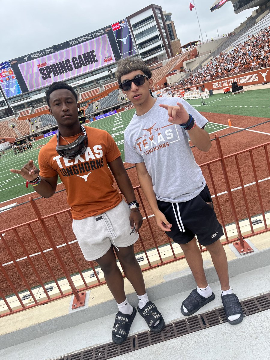 Ant3xs's tweet photo. 2023 Longhorns Spring game✅🐂@backendmo1x @CoachSark #HookEm https://t.co/GCLHhfxAUr
