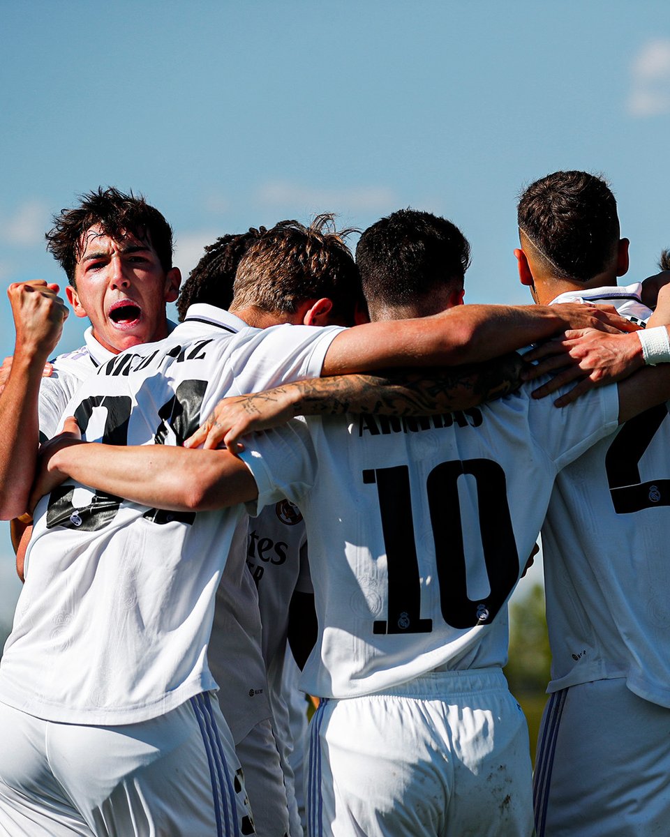 🏁 #RMCastilla 3-0 Celta B
⚽ Arribas 28', 86', Dotor 75'.
#LaFábrica