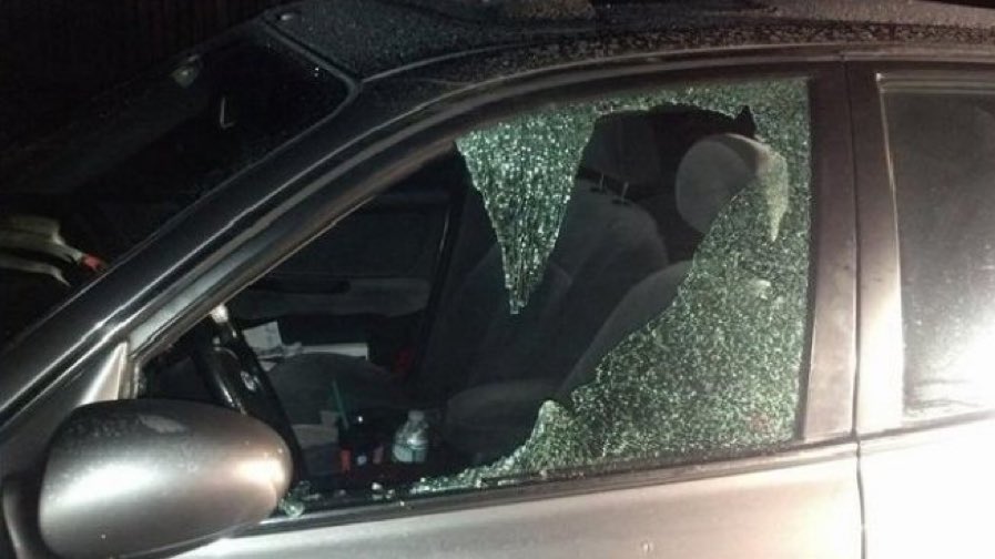 LilMoonLambo's tweet photo. Be careful out here 🙏 I had my Solana phone in my car, and someone broke in and left 2 more https://t.co/KlqCf95IKu