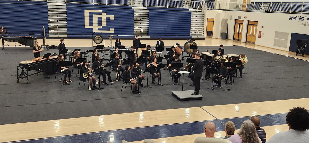 Giantbands's tweet image. GOLD ratings for both Symphonic Band and Wind Symphony! #ISSMA #wearewayne @BenDavisHS