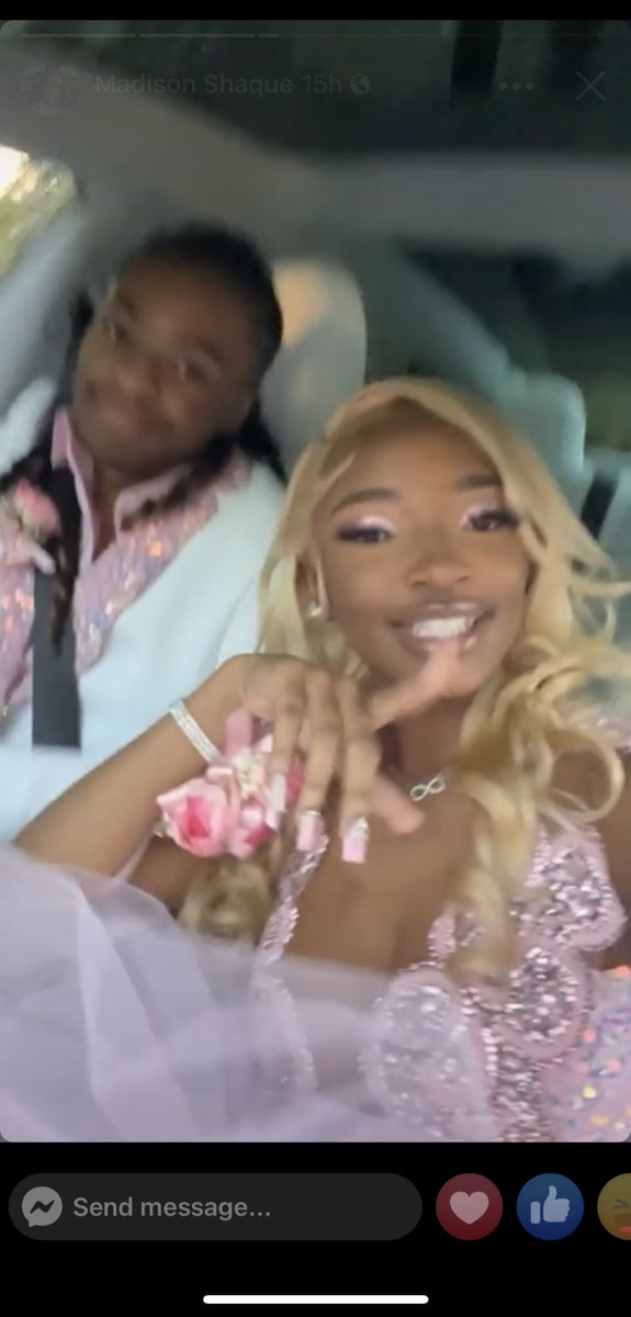 SikiraT's tweet photo. Wow this young alabama couple died in a car accident after prom less than 24 hours ago. Sad ! i hope it had nothing to do with Tesla malfunctions smh. Rip 💔smfh😢 #MadisonShaque #SamuelBrown #RiP 👑💕👑 https://t.co/6c4mLoOjEy