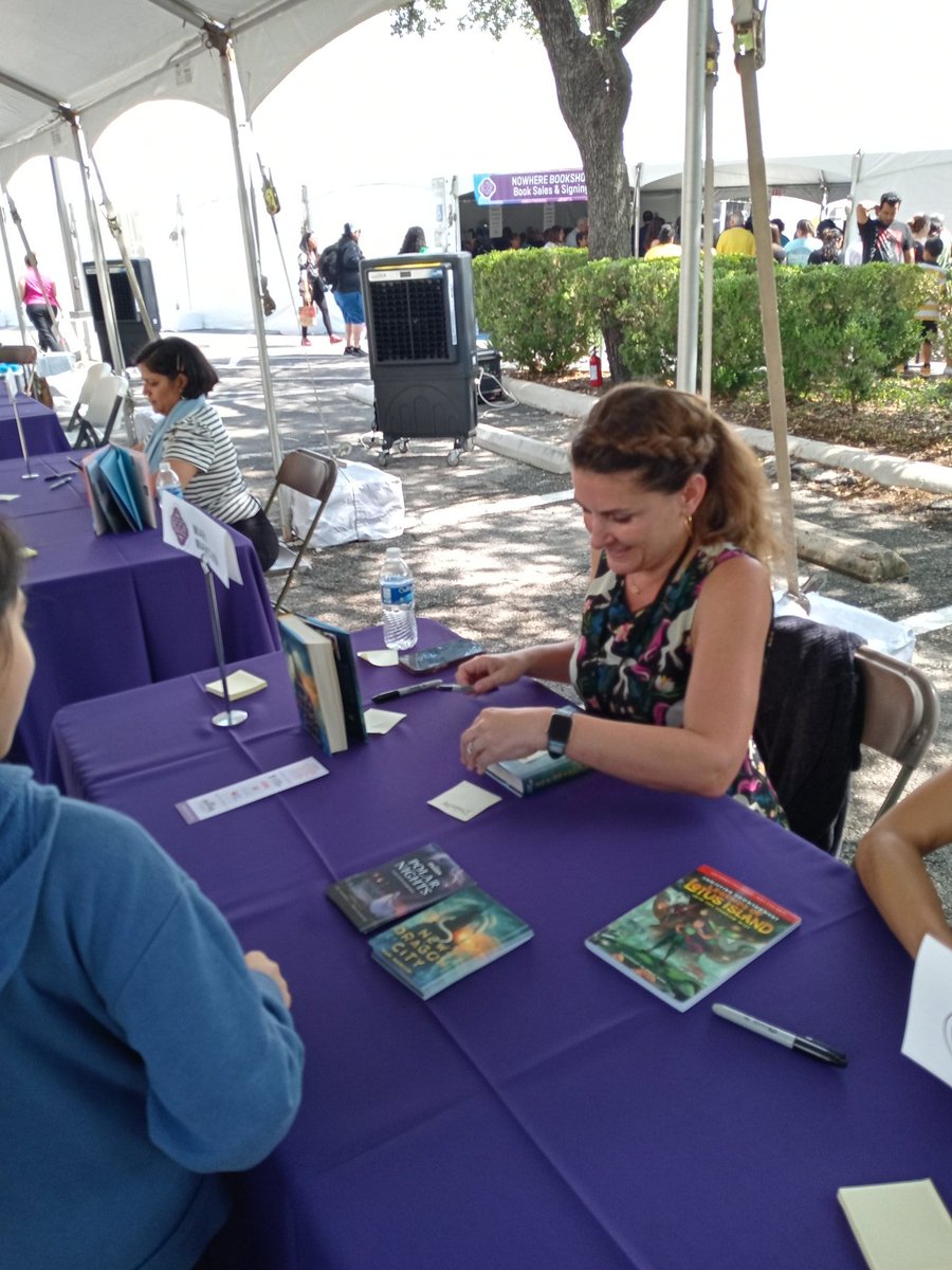 JanieRamos2811's tweet photo. Happening now! Having so much fun @SABookFestival!! @AnaCantuEISD @Winston_ISE @Winston_Library https://t.co/fX0njnMv4c