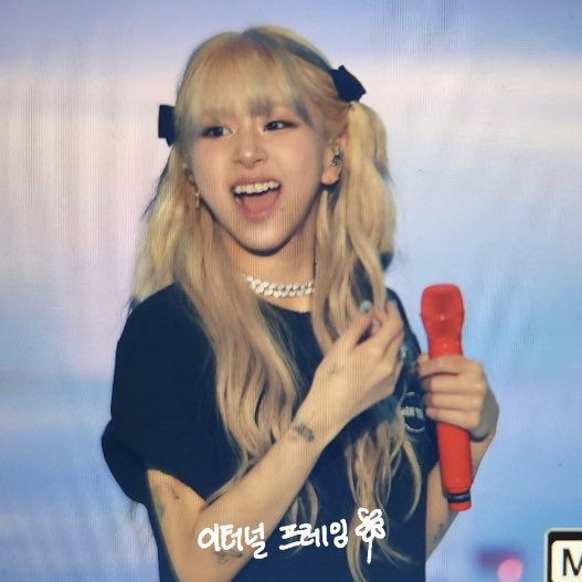chaeyoung pics (@scysource) on Twitter photo 