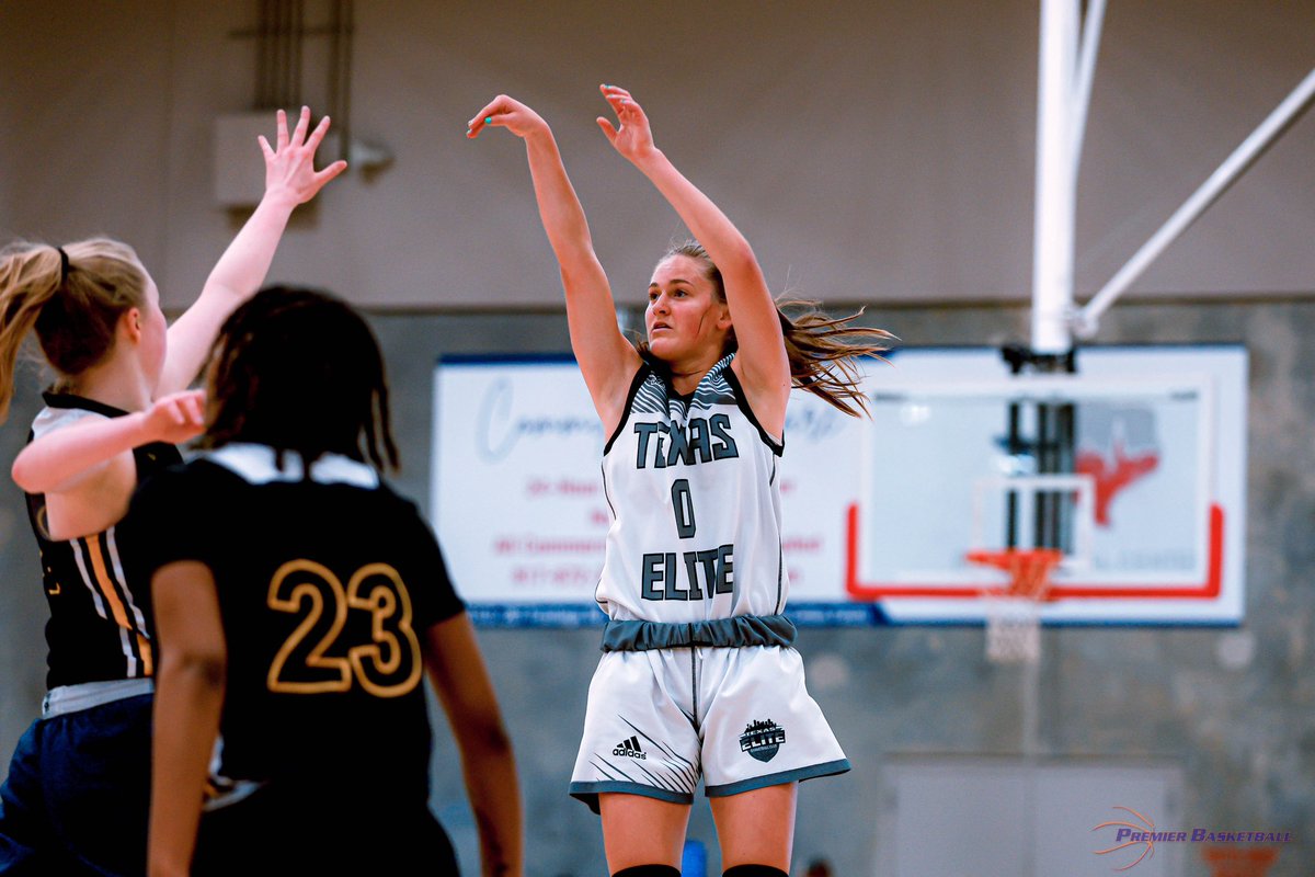 PBRhoops's tweet photo. Another weekend of hoops is here 🏀🙌.
#ExposurePlus https://t.co/Mf0BHB3HSH