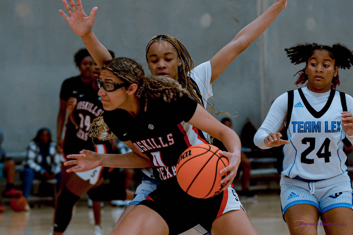 PBRhoops's tweet photo. Another weekend of hoops is here 🏀🙌.
#ExposurePlus https://t.co/Mf0BHB3HSH