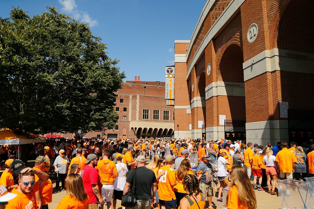 Richard G. West (@rgw_news) on Twitter photo More pictures from todays massive crowd at the Orange and White game. More pictures from todays massive crowd at the Orange and White game.