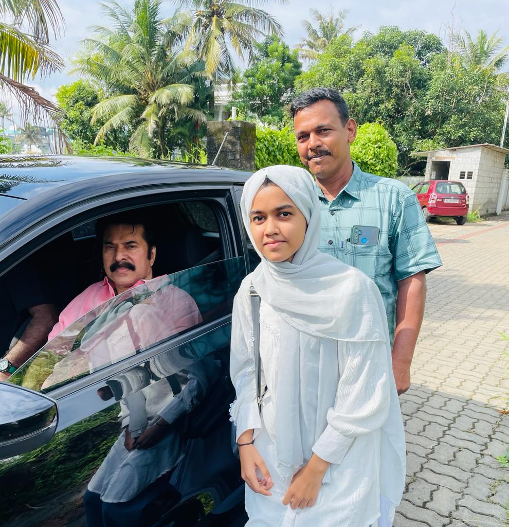 GardensSafa's tweet photo. @ManjuWarrier4 I am a plustwo student.The story(script ) ready based on manjuchechi, Who has not apeared in Malayalam cinima yet, and is a big crime Fantacy mixed. Been waiting for this for two years...

I look forward to your reply🖤 https://t.co/AC1qutbKrf