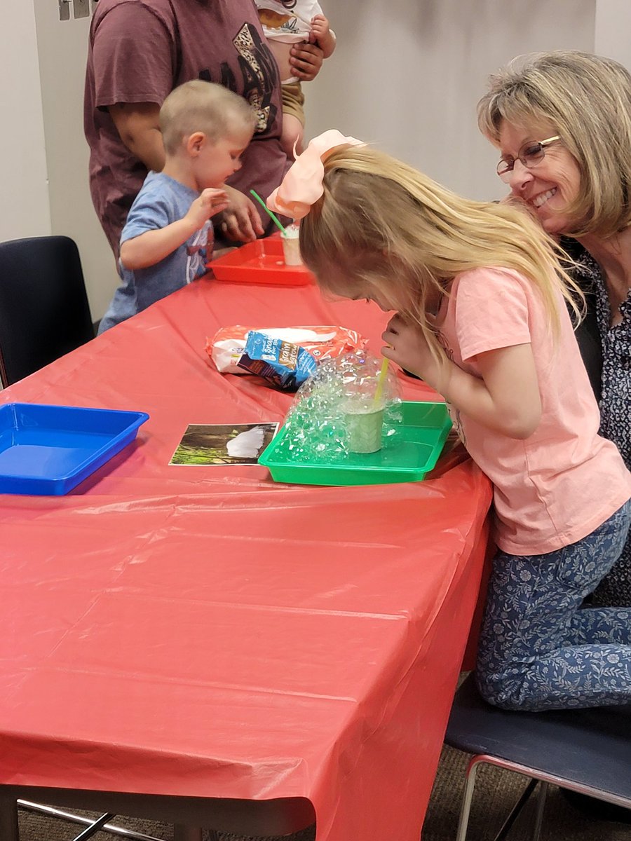 ExtensionHack's tweet photo. Just a couple additional looks into the fun that was held this week! 

Friday morning, spent some time at the Library with Miss Emily showing youth how to make bubble nests. Then, took some time with kindergarten talking about clouds and weather. https://t.co/2sSI9mcgjY