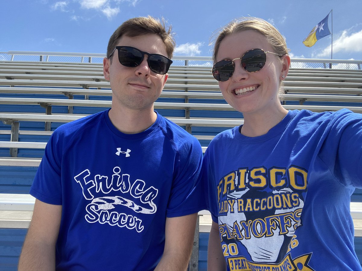 I couldn’t be at the @FHSRaccoons @friscoisd game today, but look at these 2 awesome alumni supporting their Raccoons! 
#fisdmadetoshine #ourfisdstory
#uilsoccer 
#friscosports