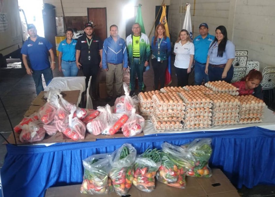 Funsasen1's tweet image. En Táchira se realiza Jornada de Atención Social para beneficiar de la Fuerza Trabajadora de @CorpoelecInfo  Por lineamientos del ministro @NestorLReverol
los entes adscritos  #Asoelec  #Fasmee #funsasen trabajamos de forma mancomunada. 
#LogrosEnRevolución