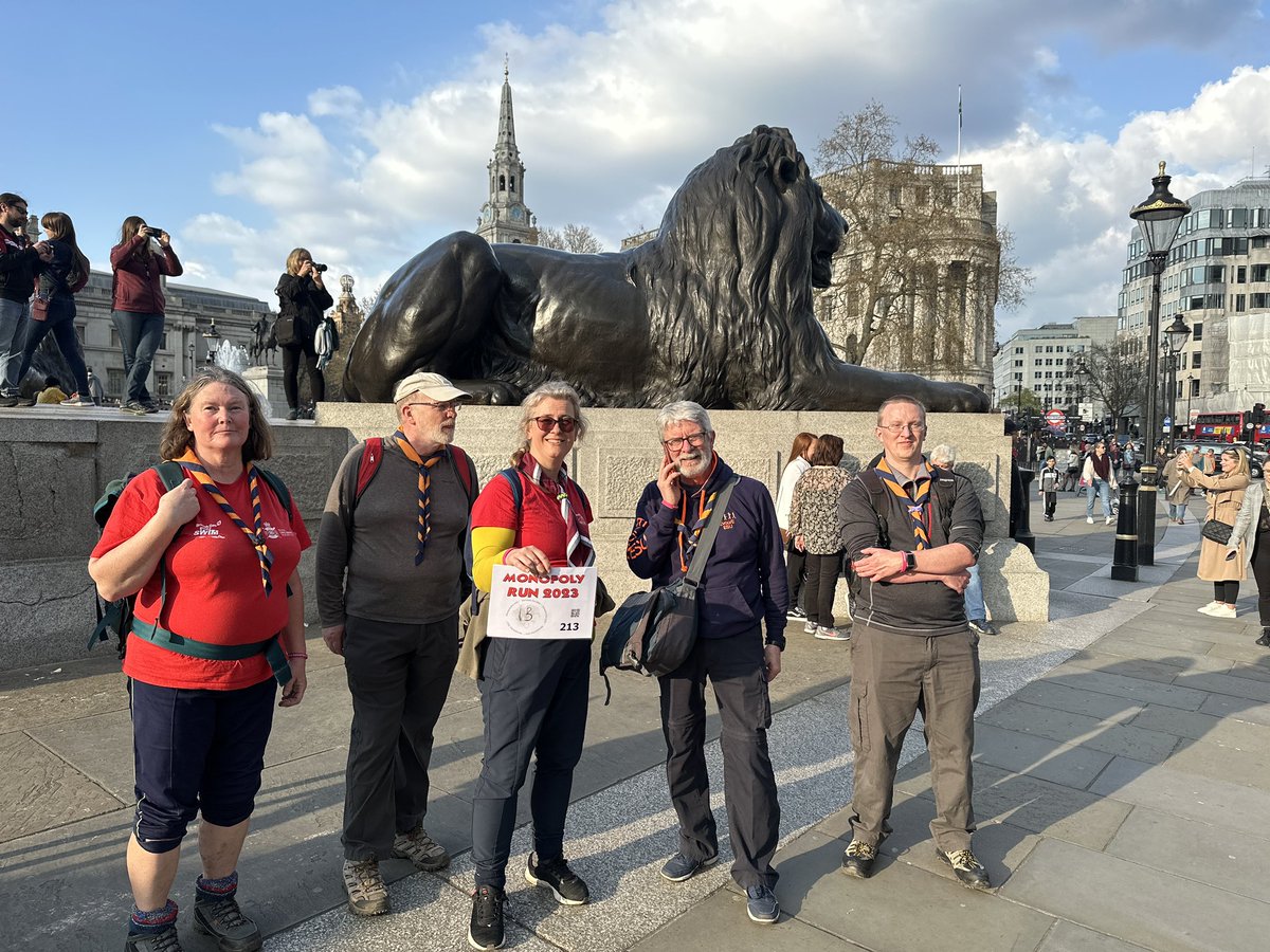 KrisReynolds's tweet photo. #mr23Horse #213 #TrafalgarSquare https://t.co/OeZgLPS9qo