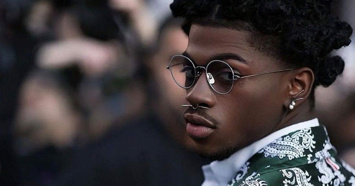 instinctmag's tweet photo. Lil Nas X Claps Back At Gross Rumors Spread By Influencer Woah Vicky https://t.co/xOXA11gGcK #Entertainment #LilNasX #ComingOut #hotguys #LGBTdiscrimination https://t.co/I9vCgMg43a