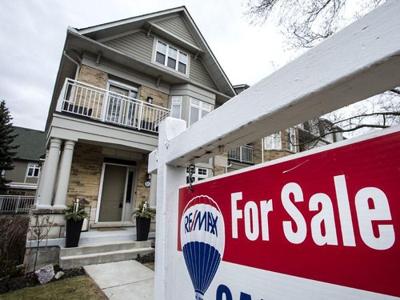 sfernandes2017's tweet photo. Forecasted declines in housing prices are unlikely to materialize A flurry of recent housing forecasts is painting a conflicting picture of where the markets are heading, with some suggesting further declines in housing prices and o https://t.co/Br1V1VY69c https://t.co/6gGtL7Ar9h
