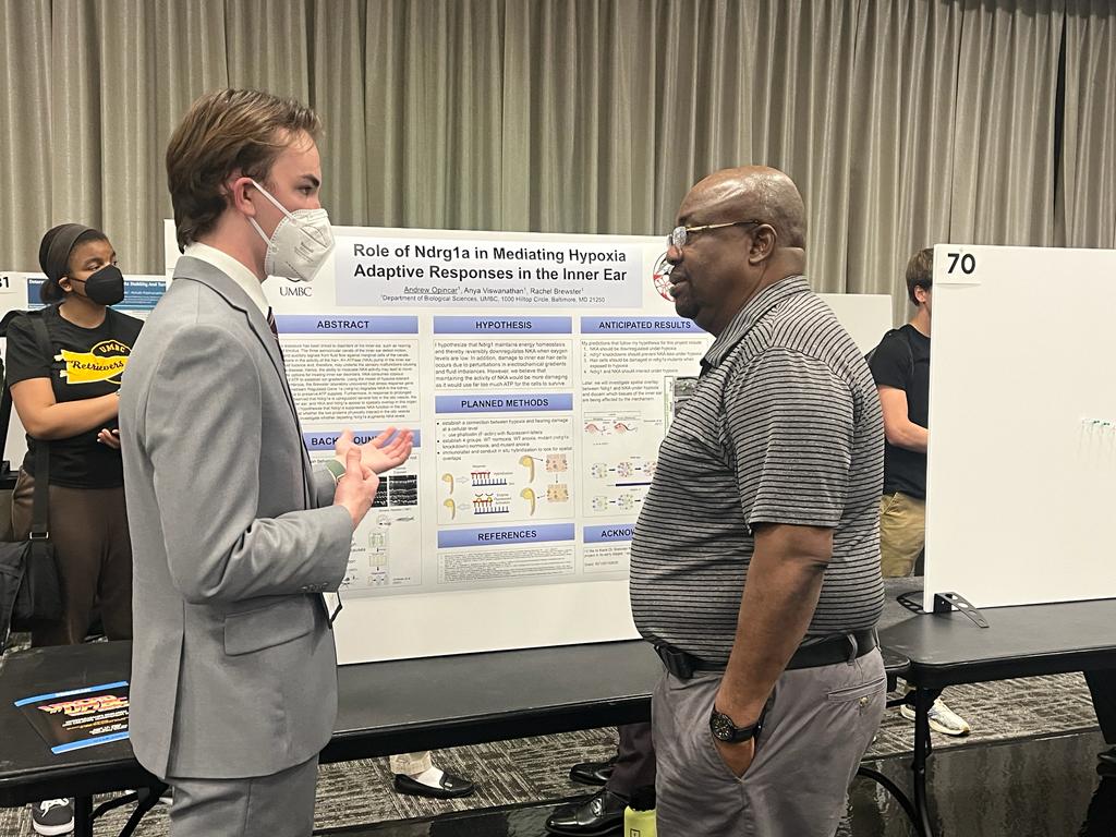 LabBrewster's tweet photo. Highlights from URCAD @UMBCBiology  earlier this week, featuring work by undergraduate researchers Anya Viswanathan, Andrew Opincar, Arian Nyandjo, and Polina Kassir. Way to go! 🐟🧪🔬😎 https://t.co/ApXtd9SzCQ