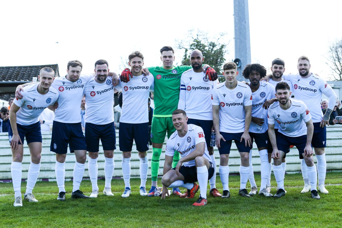 📸
Team photo + 🦌

#Bluebells