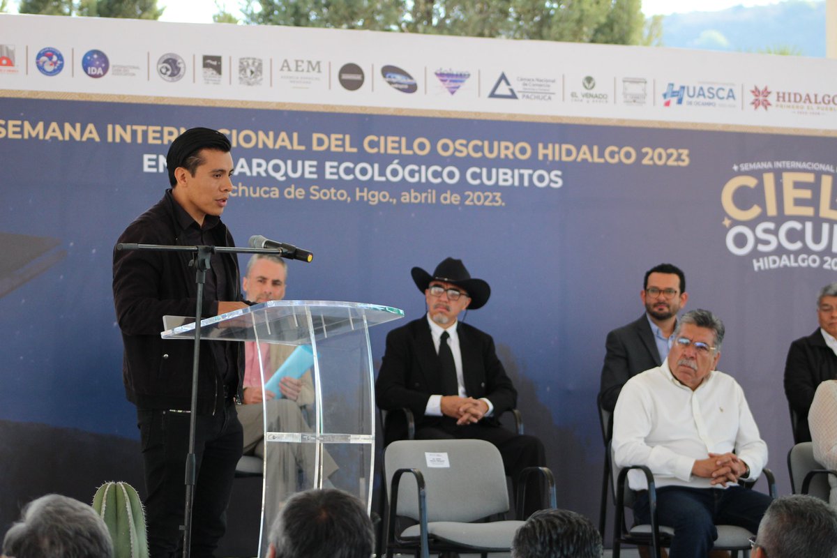 gobiernohidalgo's tweet photo. ¡El cielo oscuro nos permitirá contar con mayor bienestar! 🌌 

En representación del gobernador @juliomenchaca_, Mónica Patricia Mixtega, titular de la Secretaría del @medioambiente_H, llevó a cabo la inauguración de la Semana Nacional del “Cielo Oscuro Hidalgo 2023”. https://t.co/cLHSHUNWO7