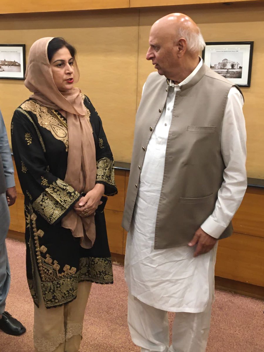 Mrsqureshi10's tweet photo. Had a Wonderful Discussion with Wonderful Personality Ch Sarwar Ex Governor Punjab & #chieforganiser and President #Punjab #PakistanMuslimLeague
#مسز_قریشی_مرکزی_صدر_پاکستان_مسلم_لیگ_ہیومن_رائٹس_ونگ
#HumanRights
@FMHDSD
@mohrpakistan
@ChMSarwar
@FarazAwanMalik
@MuzamilAsim https://t.co/6EgcRdNpuZ