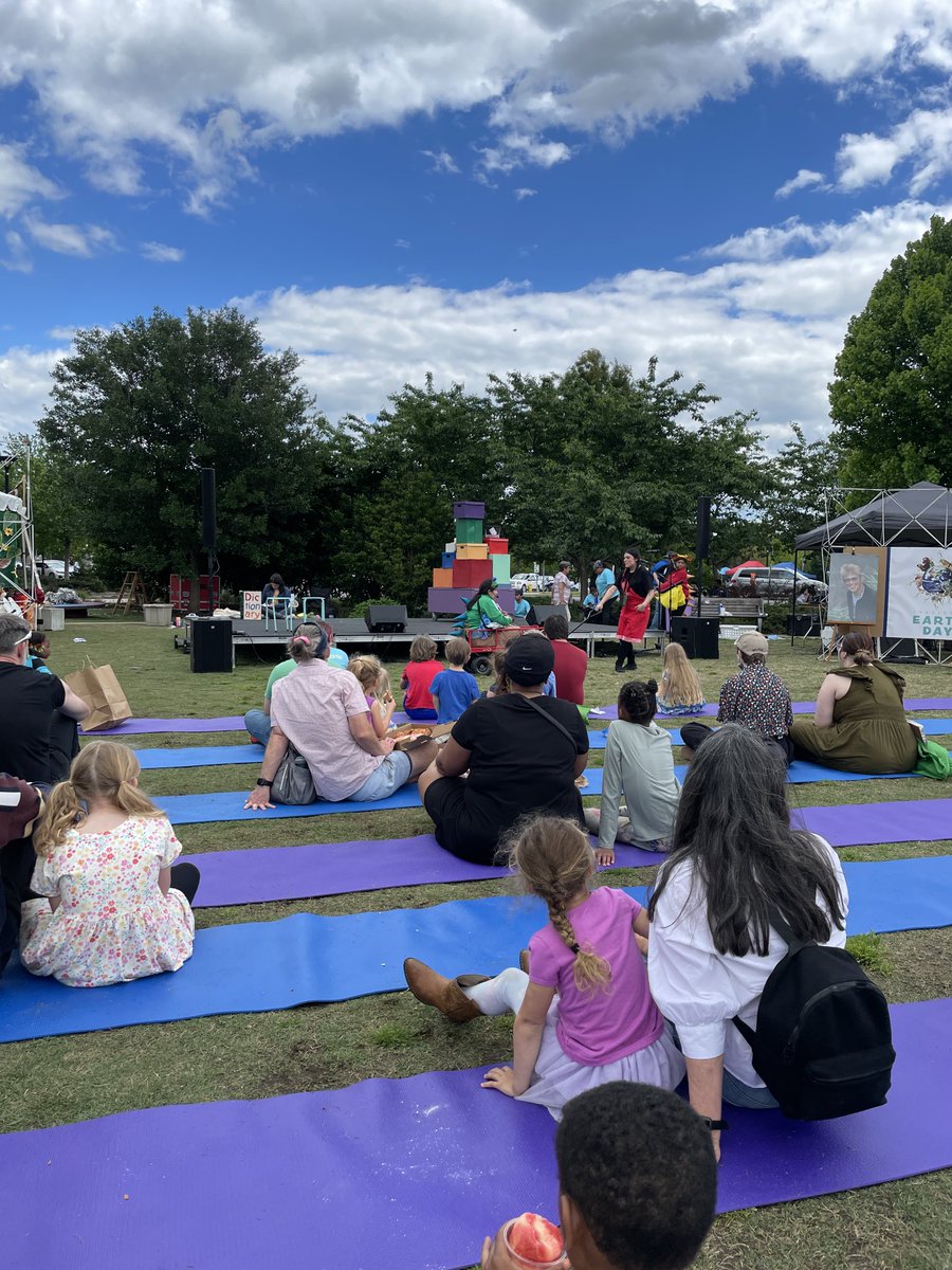 CLT_COAA's tweet photo. Our theatre students are doing a great job with their original production, A Hatful of Dragons, at Charlotte SHOUT! Next show is at 4pm ⁦@unccharlotte⁩ https://t.co/LF2V7WNwKd
