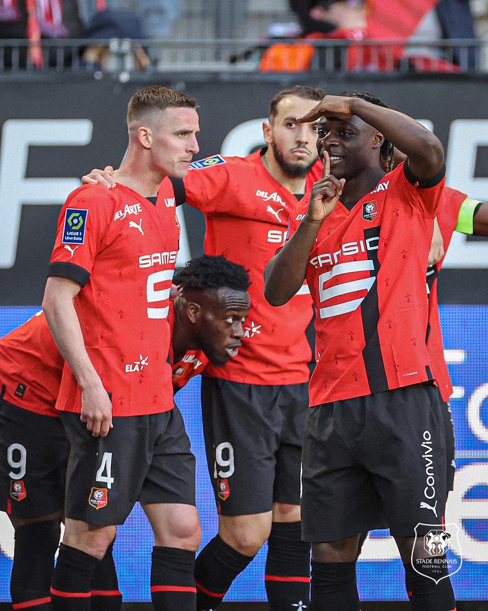 staderennais's tweet photo. 𝗟𝗲 𝗗𝗼𝗸𝘀 🫡

#SRFCSDR https://t.co/H2TW3DoVFS