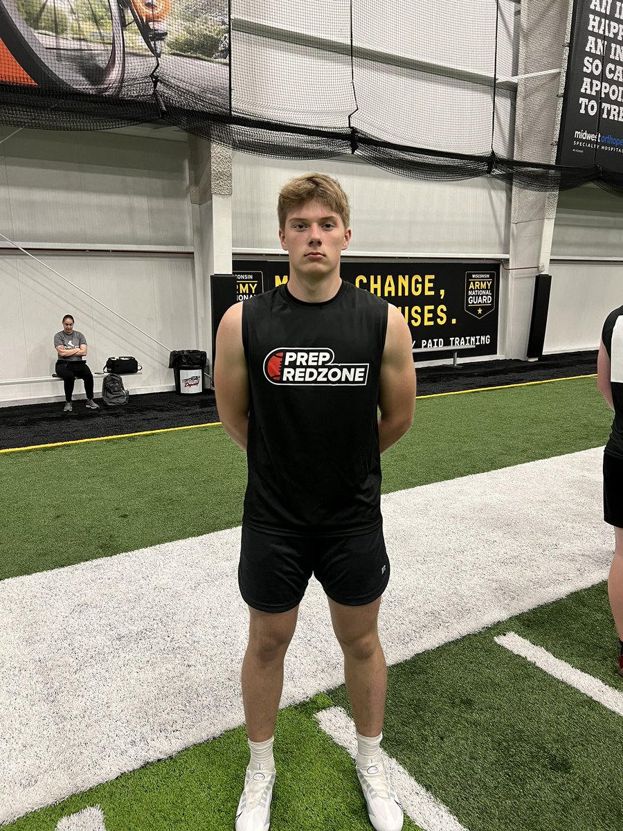 MJ_NFLDraft's tweet photo. @PrepRedzoneWI Showcase Standout
Tomah β25 LB Bruce Rezin (@Brucerezin18) with a 4.35 5-10-5 drill. Best of the day with one group rotation to go π
#PRZProspectTourWI https://t.co/srb8XDLnIQ