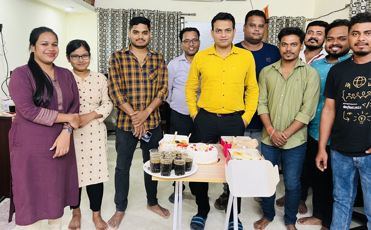malustechnolab's tweet photo. Wishing our Co-Founder &amp; CEO Mr. Swarup Acharya a very Happy Birthday!

Your leadership and dedication have been instrumental in the success of our company, and we are all grateful for always inspiring us to reach for new heights.

#MalusTechnoLab #UORMiND #GratefulAndBlessed https://t.co/rBR51oDU9M