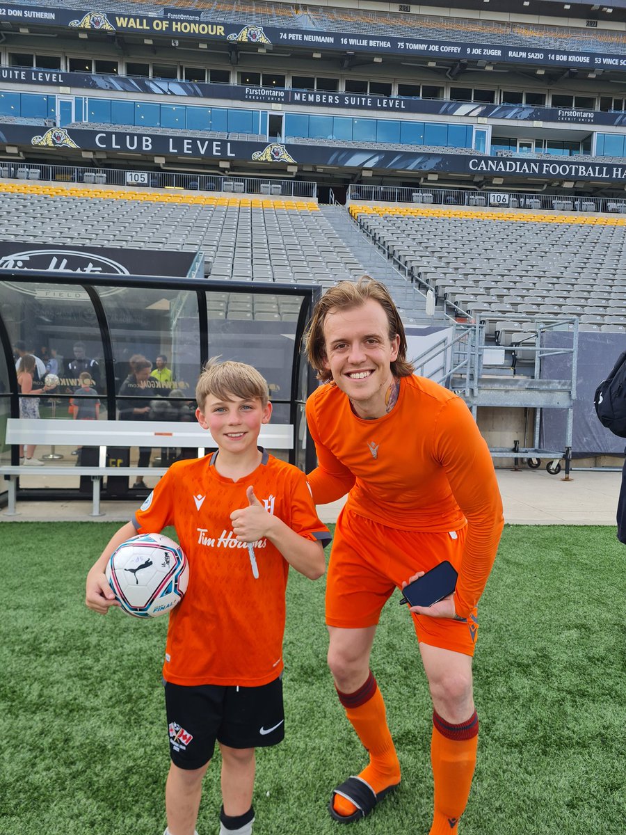 RossPress's tweet photo. Come on @ForgeFCHamilton #Ukfan ๐จ๐ฆ๐ด๓ ง๓ ข๓ ฅ๓ ฎ๓ ง๓ ฟ go smash the season- Best of luck to @alexachinioti @TomasWalker
Will be back out July to Watch ๐โฝ๏ธ https://t.co/tvnPGAWvL4