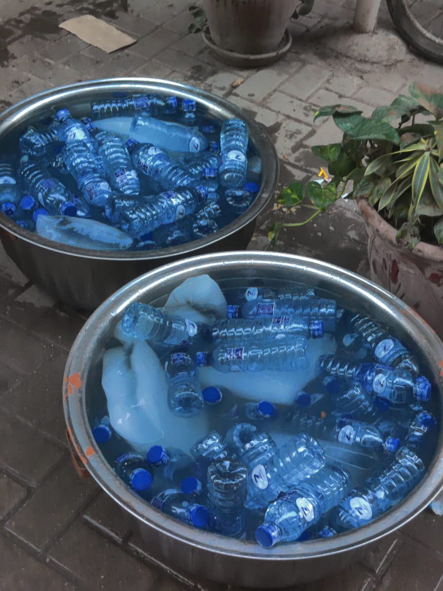 ShaheerFnn's tweet photo. Alhamdulillah, we have managed to conduct 2 iftar drives this Ramadan.
Distributed a total of  around 1000 boxes, 1000 water bottles and Rooh Afza juice.
Still left with a small Amount and planning to conduct another one.
Still collecting donations.
Any amount helps;) 
JazakAllah https://t.co/JzlcOlHJyF