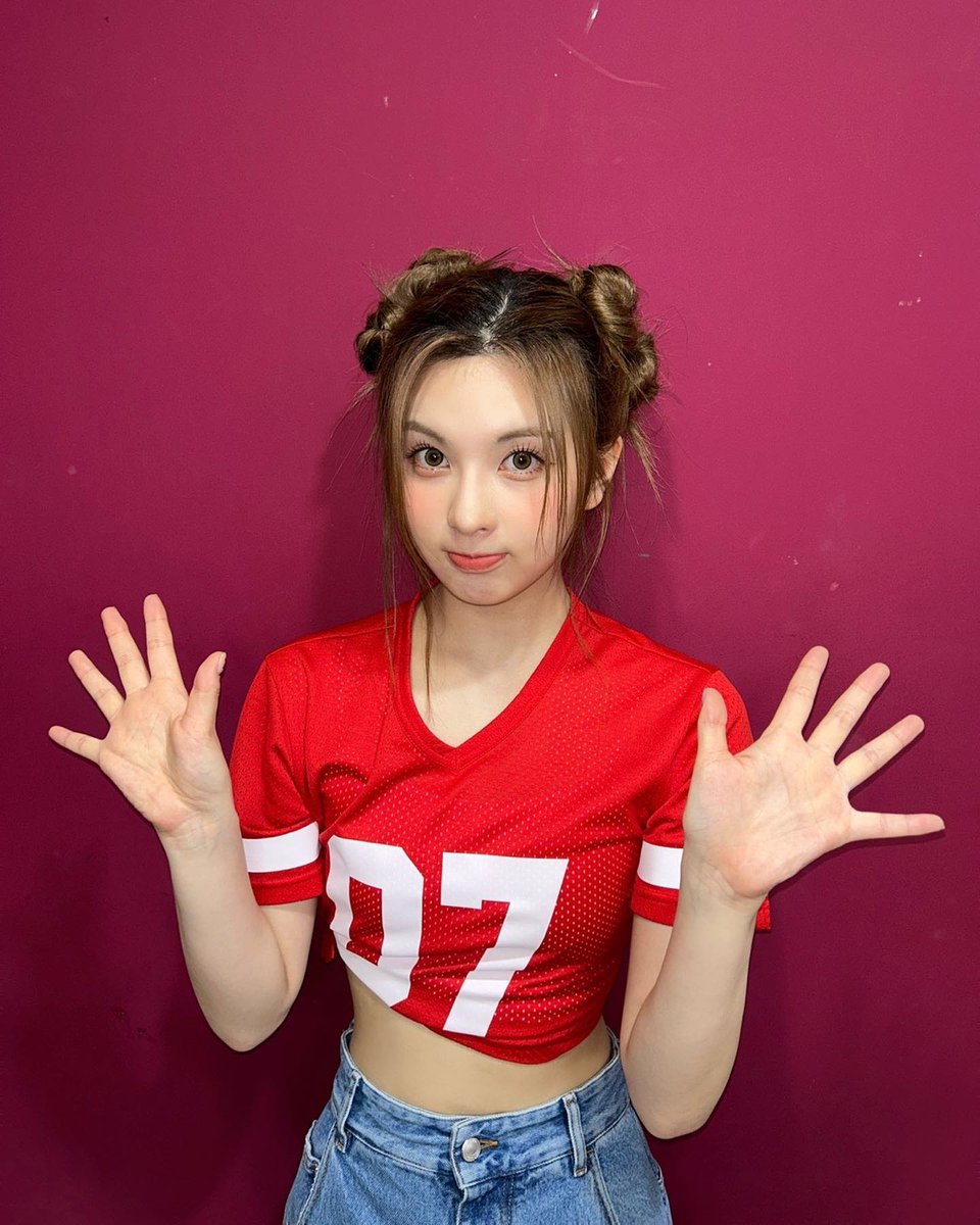 NMIXXTurkiye's tweet photo. 230415 | 📸 #BAE Instagram Güncellemesi 

Baeddoyang~ (Bae yine ikili saçla) 
 
#NMIXX #BAE #Solstagram  #Bae #yine #ikilisaçla #heyecanlıyım #musiccore https://t.co/a41yQ2PXmn