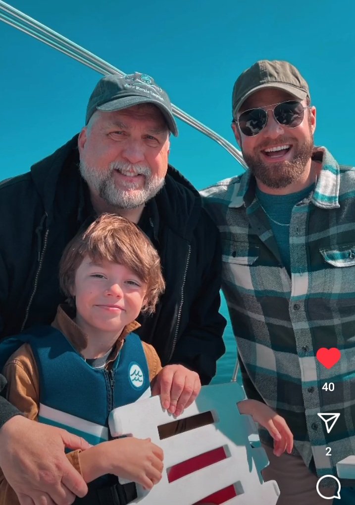 Chiara59731083's tweet photo. #tuesdaysflu #jasonmccutchen #rossmarquand #rossmarquandedit #Rossmarquandfan_italia #rossmarquandfans #twd #twdfans #twdfamily #twdaaron #twduniverse #TWD #TWDFamily #thewalkingdead #MCU #Marvel #actorslife #actor https://t.co/qBosXb6ENf