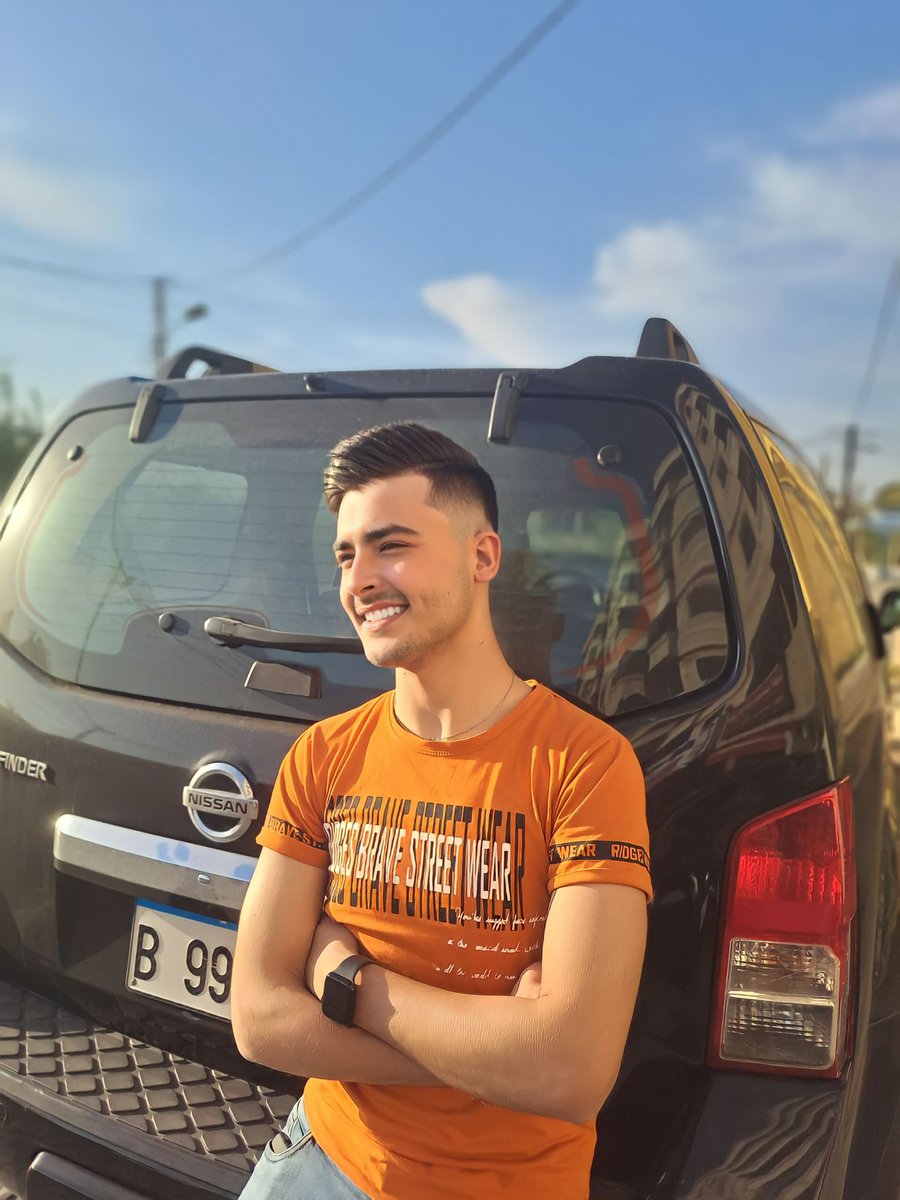 yazanhassanean's tweet photo. #يزن_حسنين
#1_on_trending
#yazanhassanean
Hello Twitter https://t.co/mn6eKvAuCo