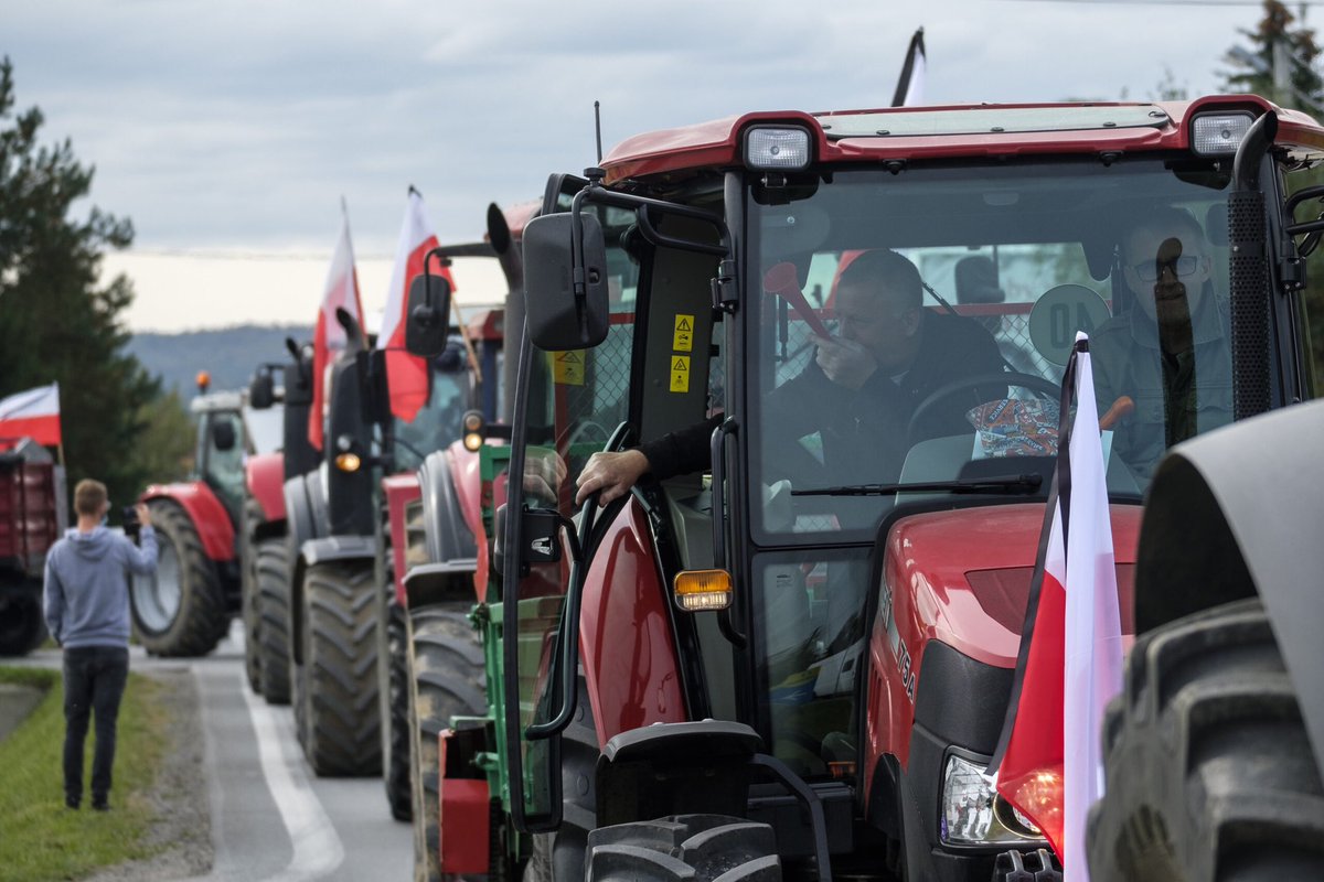 The Enforcer on Twitter "⚡️BREAKING Poland bans the import of Ukrainian Agricultural Products