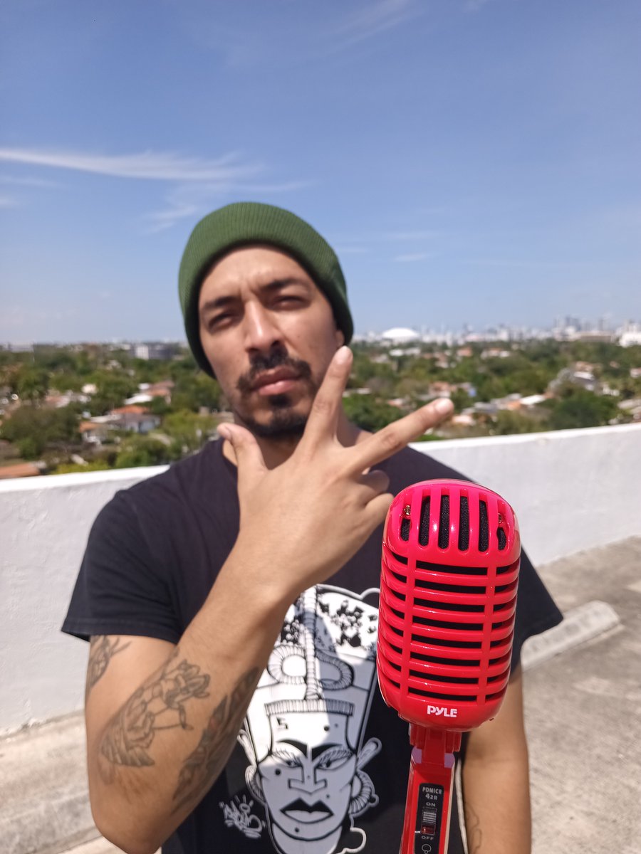 bakedplissken's tweet photo. https://t.co/Re2m6Inwnt