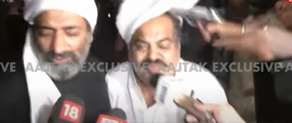 212dobara's tweet photo. BREAKING: Gangster Atiq Ahmed &amp; brother Ashraf shot dead in Prayagraj

#AtiqueAhmed #2Bara https://t.co/TUaMRHVzMi